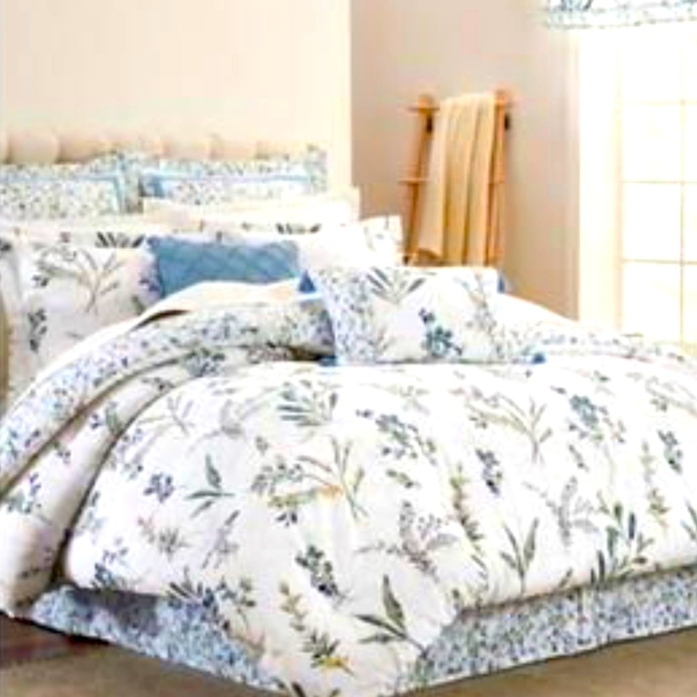 King Size Comforter Set - Waverly Meadow Views w/ bedskirt & shams